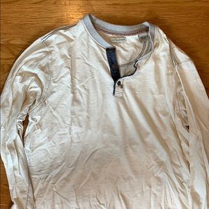 Men’s Carbon 2 Cobalt White Henley Size L